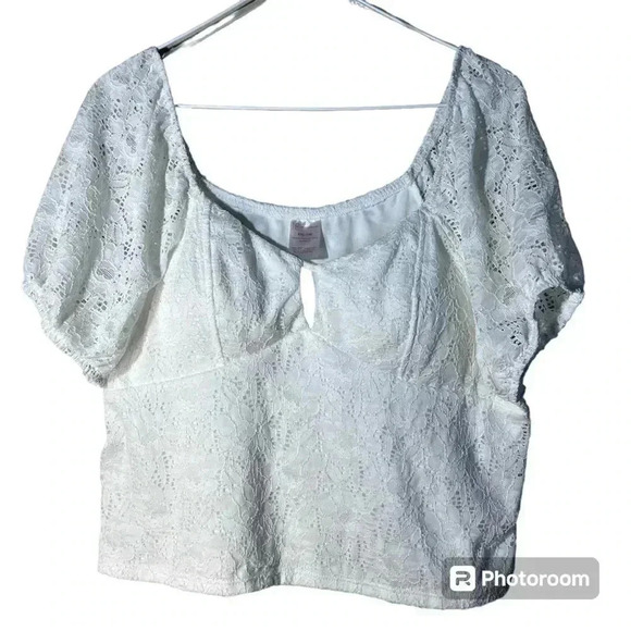 No Bounderises white juniors crop lace top size XXL (19) - Picture 2 of 6
